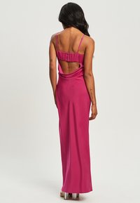 BWLDR BERNETTE  - Apģērbs svinīgiem gadījumiem - hot pink