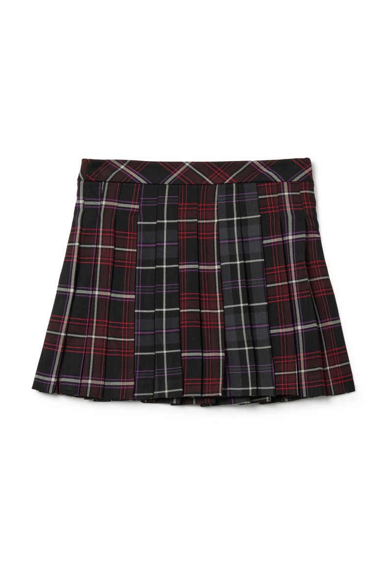 Korte geplooide rok met een rood, zwart, paars en wit ruitpatroon, plat weergegeven op een witte achtergrond.