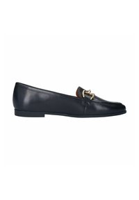Zwarte leren loafers met een ronde neus, platte zool en een decoratieve gouden hardware accent aan de voorkant. Glad oppervlak, klassiek ontwerp.