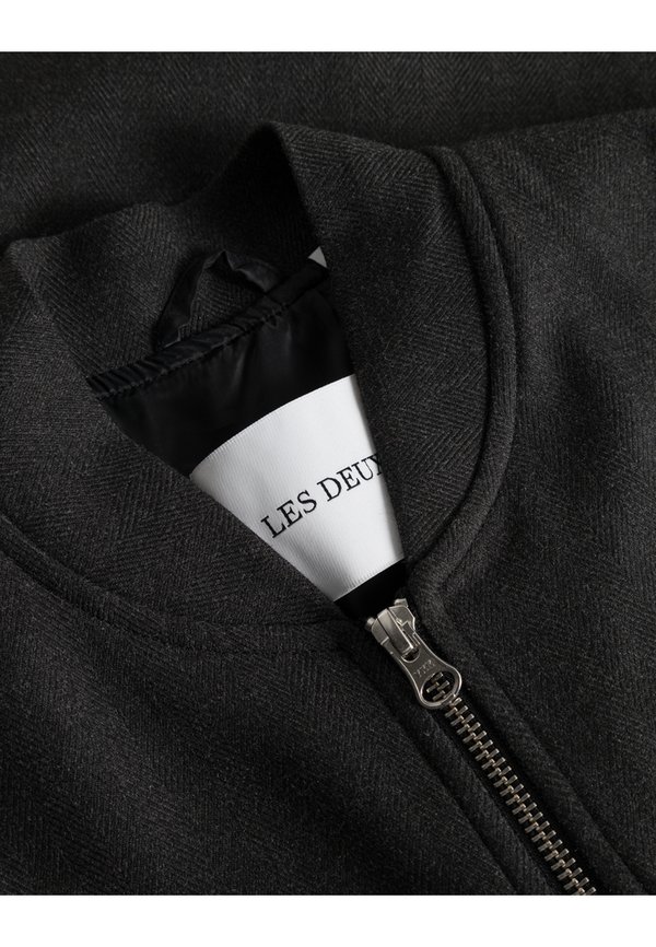 COMO - Bomber Jacket4