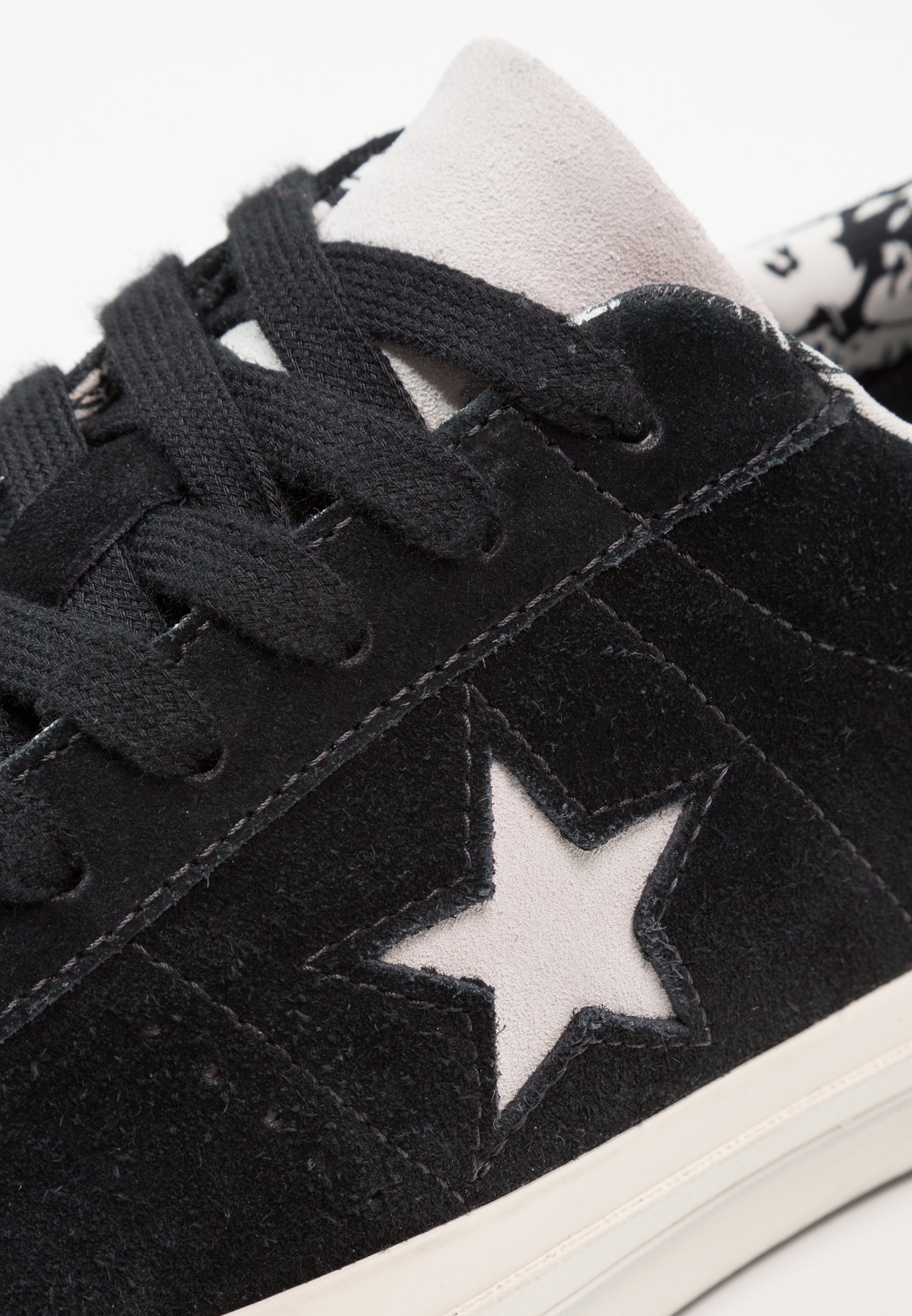 one star tropical feet