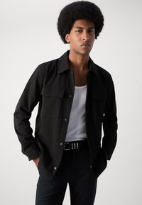 Lindbergh POCKET OVERSHIRT - Tunn jacka - black