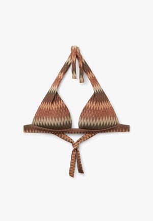 Brun og beige zigzag-mønstret trekant bikini top med halterneck og bundne stropper på en hvid baggrund.