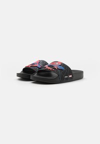 adidas Performance ADILETTE SHOWER - Chinelos de piscina - core black/grey six