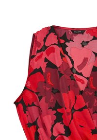 Abito avvolgente floreale rosso con scollatura a V profonda, caratterizzato da grandi fiori astratti nelle tonalità di rosso, rosa e nero su un tessuto liscio.