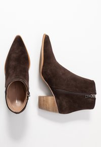 Brenda Zaro Botines bajos - dark brown