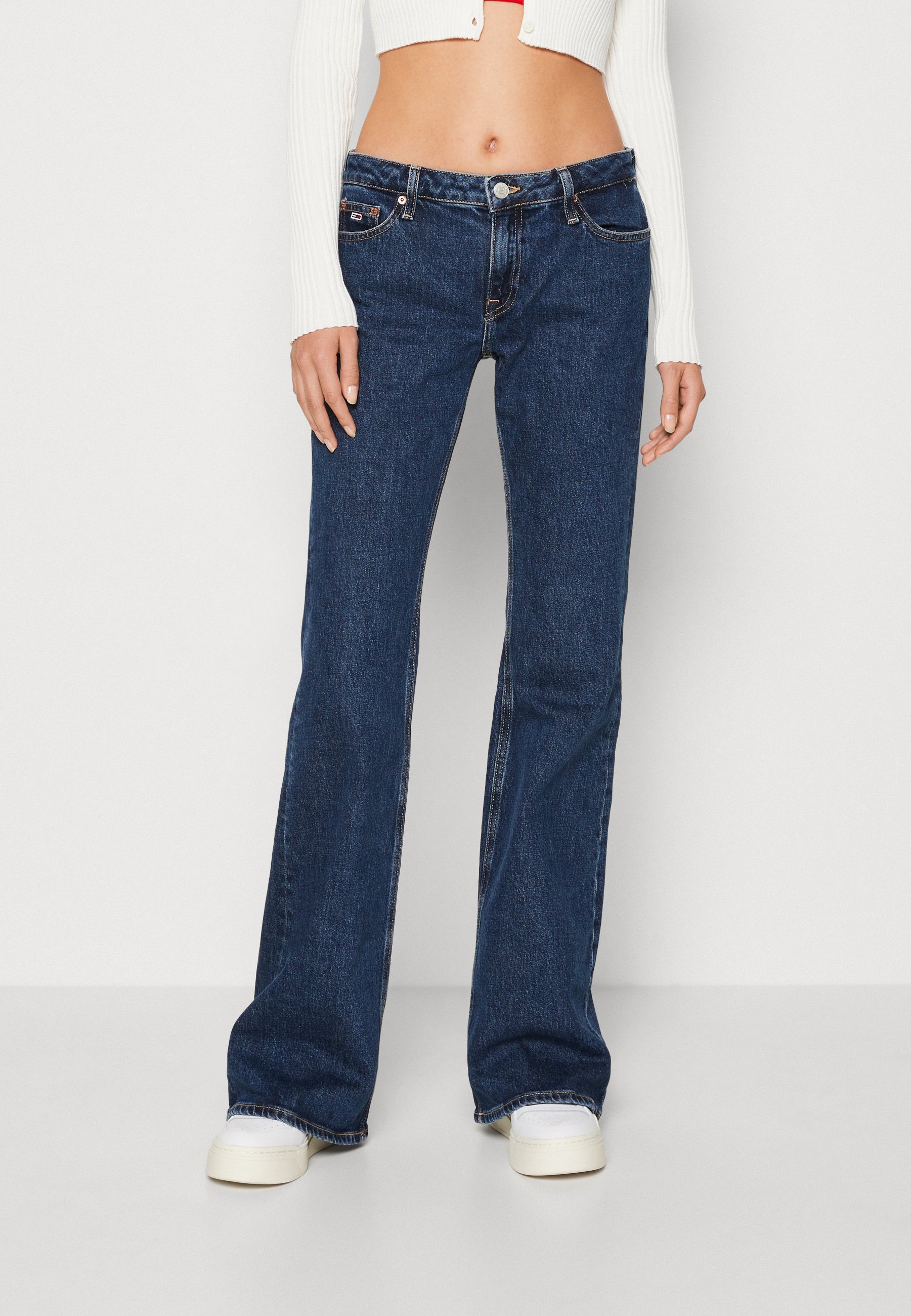 Tommy Jeans SOPHIE LOW RISE FLARE - Flared Jeans - denim medium/blue denim  