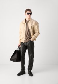 Les Deux RYDER PANTS - Δερμάτινο παντελόνι - black