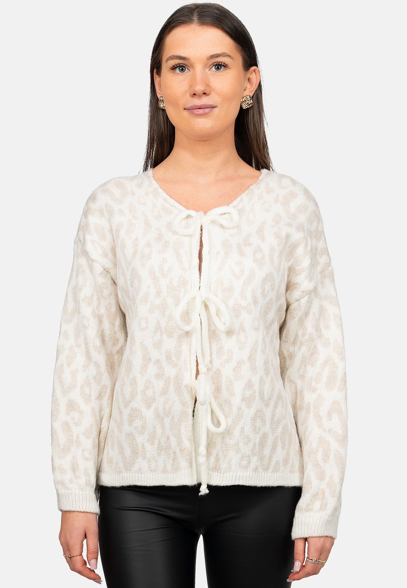 Cardigan crema con motivo leopardato, dotato di scollatura a V, legature frontali e maniche lunghe. Realizzato in morbido materiale a maglia con polsini a costine.