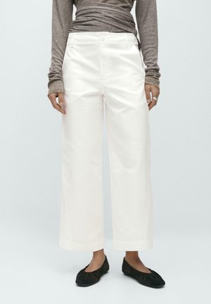 Massimo Dutti HIGH-WAIST BARREL FIT TROUSERS - Stoffhose - white