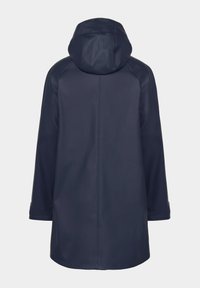 Mörkblå vattentät jacka med huva, med rak passform, slät yta och sömdetaljer vid axlarna och ryggen.