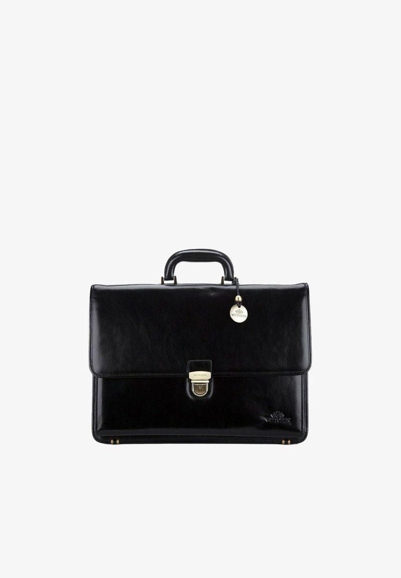 Zwarte leren aktetas met een handvat aan de bovenkant, gouden beslag, een voorste sluiting met slot en een metalen logobadge. Gladde textuur met minimale details.