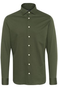 Olivengroen overhemd met lange mouwen, een button-down kraag, een gestructureerde stof en lichtgekleurde knopen aan de voorkant voor sluiting.