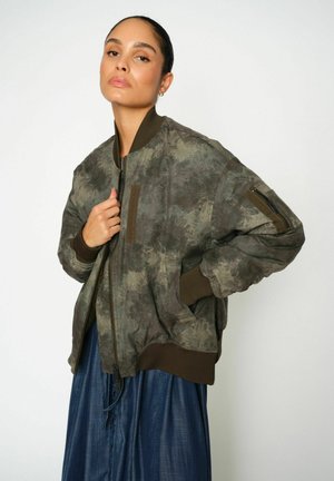 RUBY PRINT - Bomberjakke - olive night