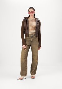 BDG Urban Outfitters LOGAN  - Wide leg - rust tint