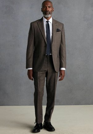 SIGNATURE ITALIAN TEXTURED - REGULAR FIT - Pantalon de costume - neutral