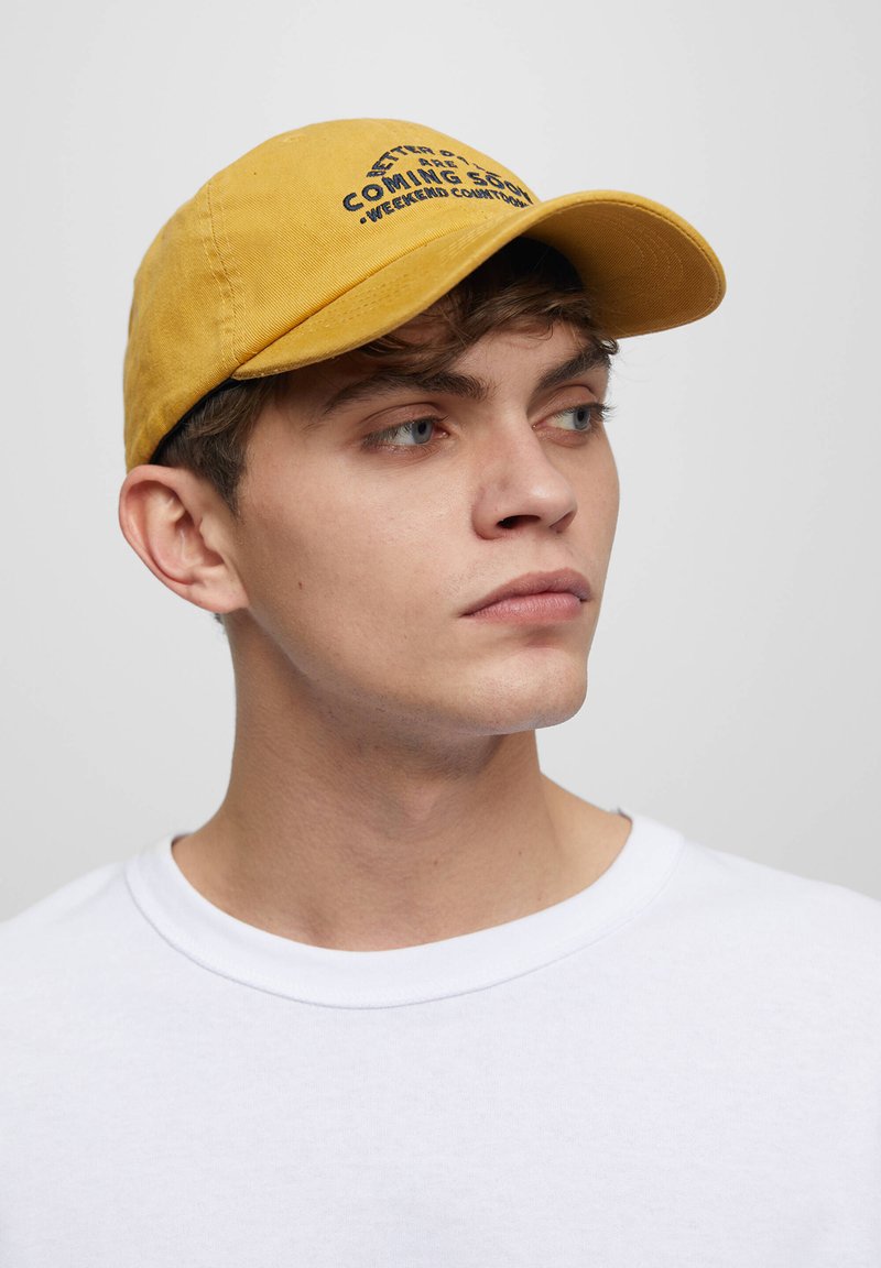 PULL&BEAR EMBROIDERY Pet yellow/geel Zalando.nl