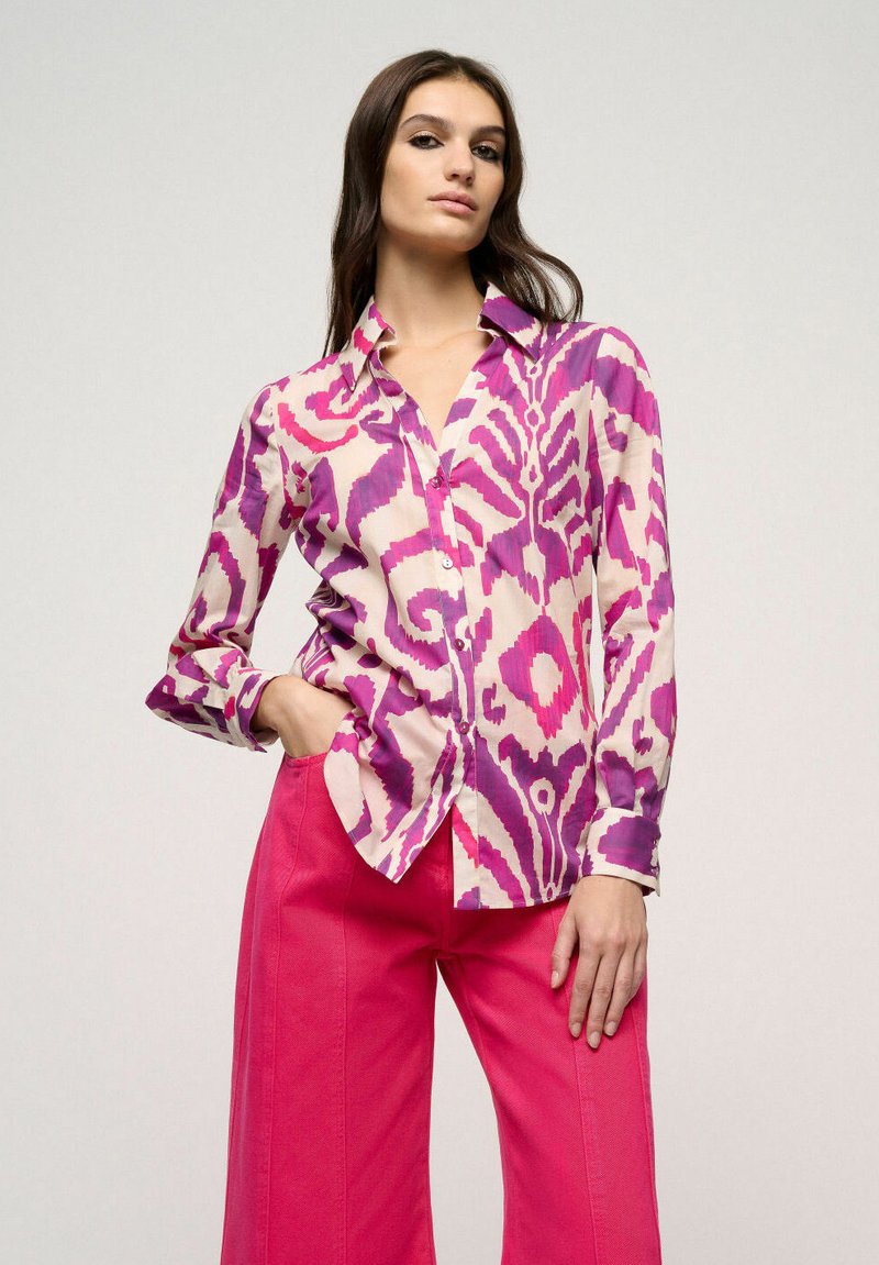 Luisa Cropped Button Down