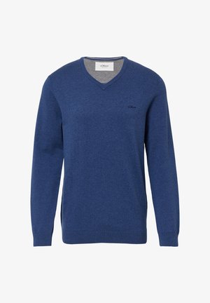 Mėlynas V formos megztinis, pagamintas iš minkštos medžiagos, su subtiliu heather efektu ir maža logotipu kairėje krūtinės pusėje.