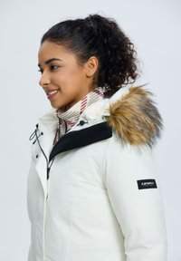Icepeak Parka - puder