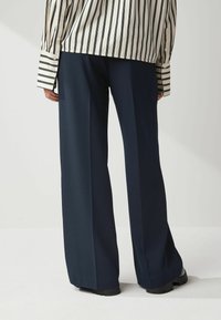 Next WIDE  - Housut - navy
