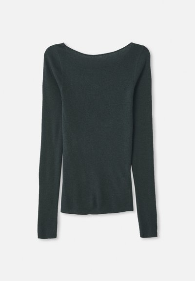 Temno zelena dolga majica s širokim ovratnikom. Narejena iz mehkega, lahkega materiala, s prileganjem in gladko teksturo.