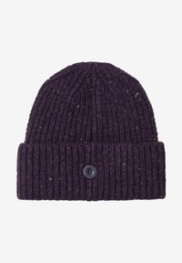 Gorro de punto acanalado morado con puño doblado y un detalle de un solo botón. La tela tiene motas de colores por todo el tejido para añadir textura.