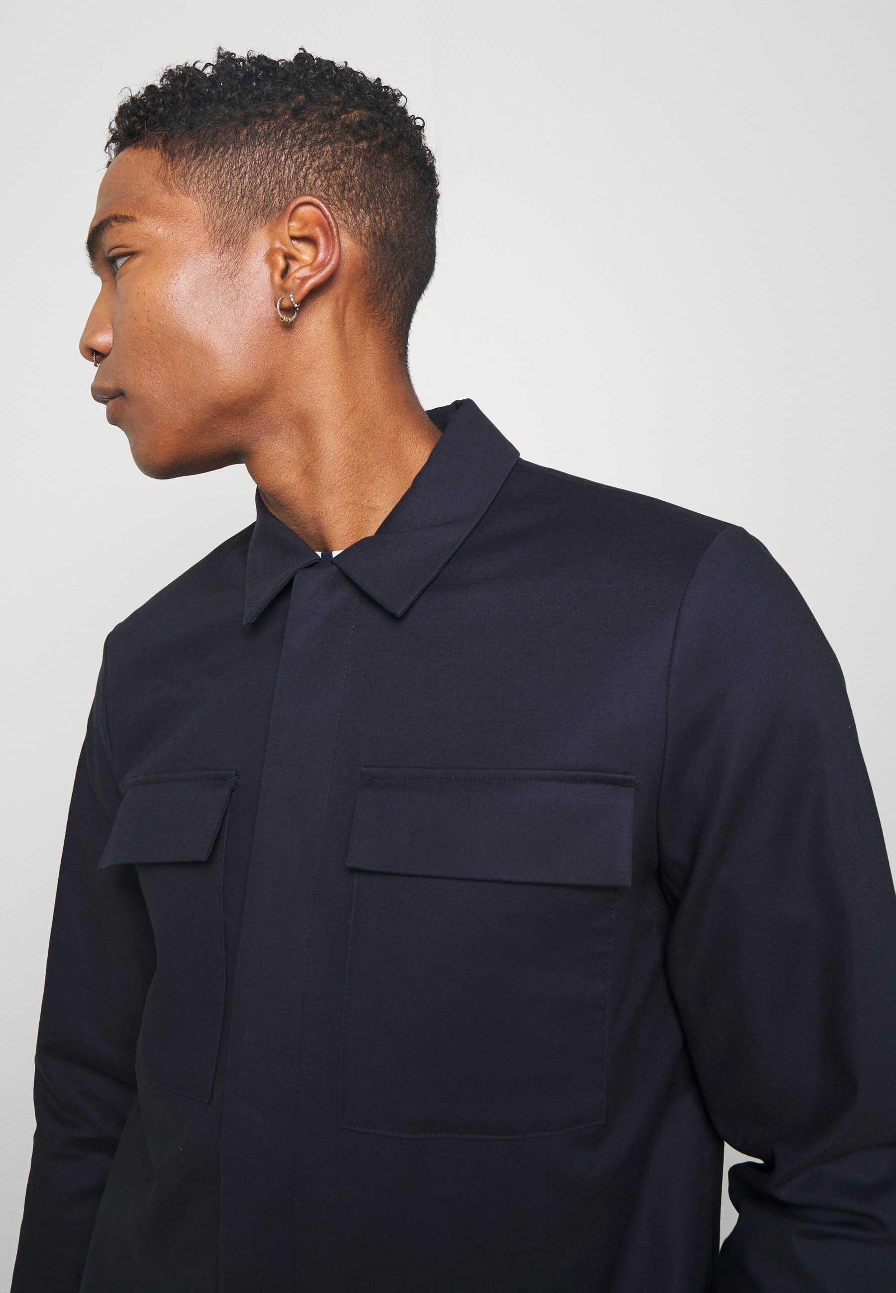 Topman SMART SHACKET Lett jakke navymørkeblå Zalando.no Topman SMART SHACKET Lett jakke navymørkeblå Zalando.no