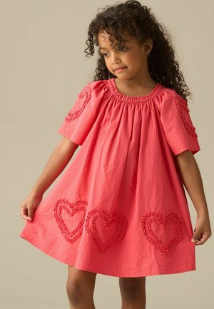 Angel & Rocket, REGULAR FIT - LORI HEART SWING DRESS - Denné šaty - pink