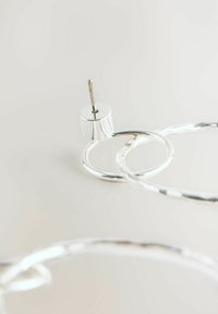 CIRCLE DROP - Cercei - silver tone