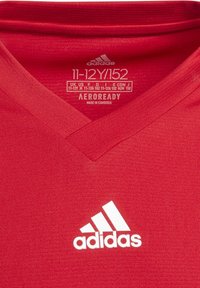 adidas Originals TEAM BASE Y - Langarmshirt - rotweiss