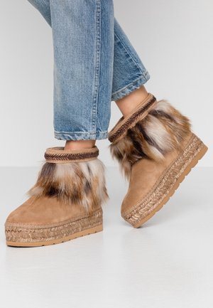 Winter boots - camel
