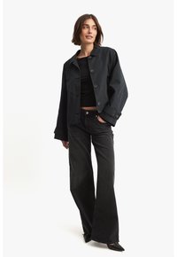 NA-KD BOXY SHORT TRENCHCOAT - Suvejakk - black