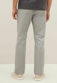 Next 2 PACK SLIM FIT STRETCH - Chino-püksid - black grey