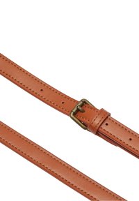 Lichtbruine leren band met een gestructureerde afwerking, voorzien van een messing gesp en verstelbare gaten voor lengte. Soepele randen en gelijkmatige stiksels.