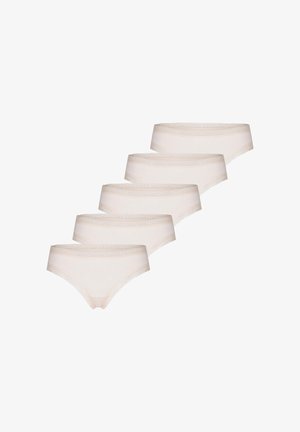 Viisi identtistä vaaleanbeigeä naisten hipsterityyppistä alushousua, joissa on hieno pitsireunus vyötäröllä ja lahkeensuilla, aseteltuna portaittaiseen muodostelmaan.