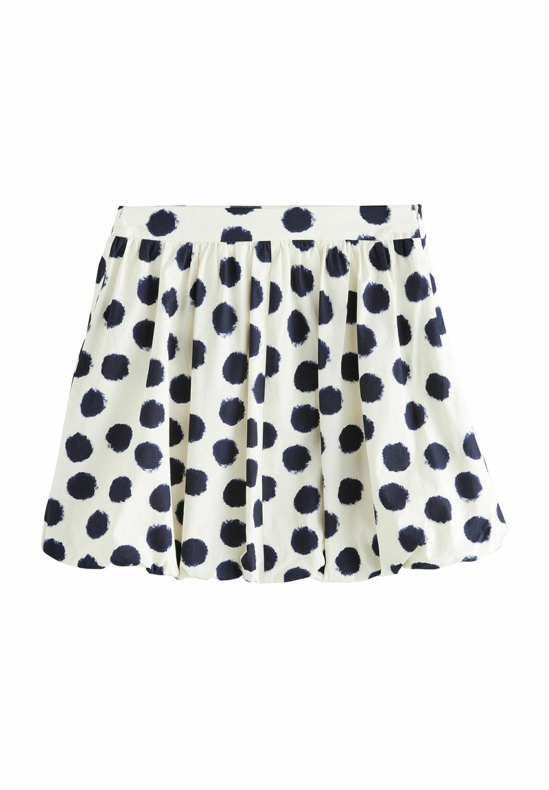 Gonna bianca con pois blu navy, caratterizzata da un design arricciato e una vita elastica per un fit favorevole.