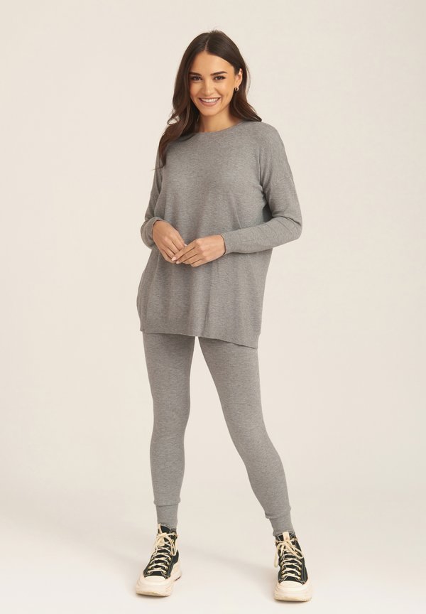 SOFT FEELS - Leggings - Trousers
