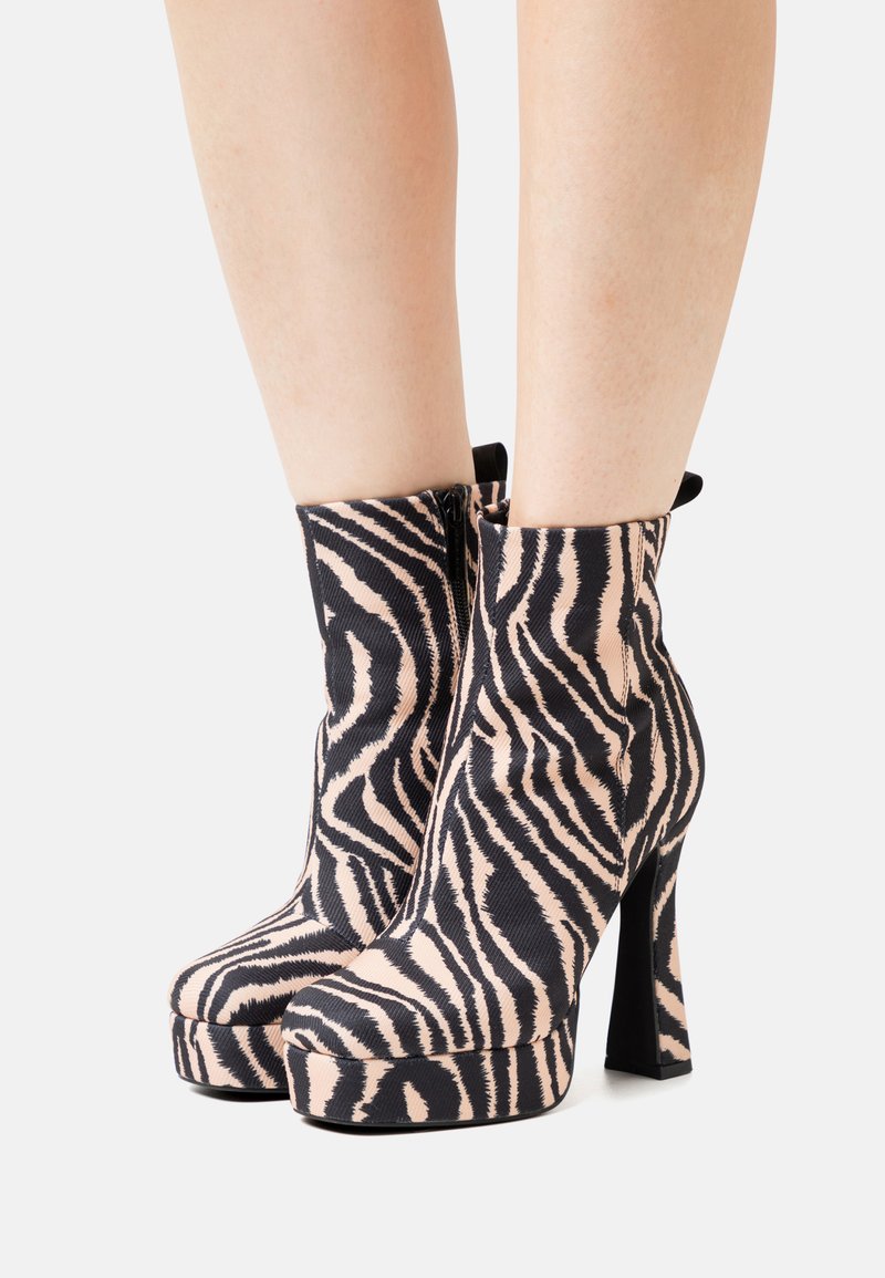 KG Kurt Geiger VEGAN SIMRAN Platåstövletter beige Zalando.se