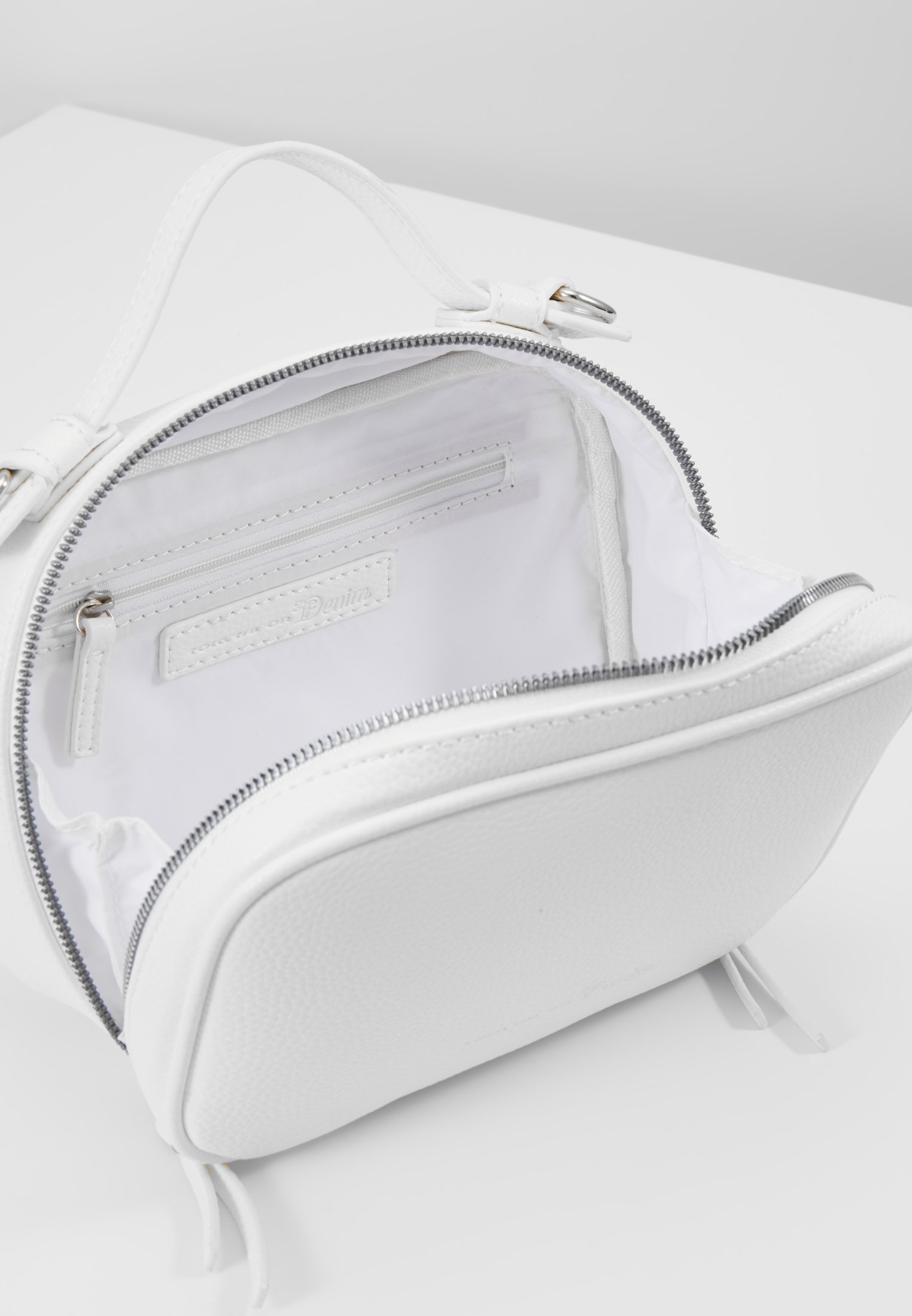 TOM TAILOR DENIM LINEA Skulderveske white Zalando.no TOM TAILOR DENIM LINEA Skulderveske white Zalando.no