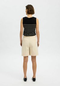 Selected Femme Top - black