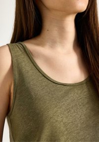 Lindex Top - dusty green