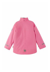 Giacca impermeabile rosa con colletto alto, maniche lunghe, accenti riflettenti argentati sui polsini e una finitura liscia, leggermente testurizzata.
