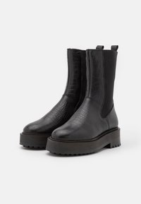 Zign Botas con plataforma - black