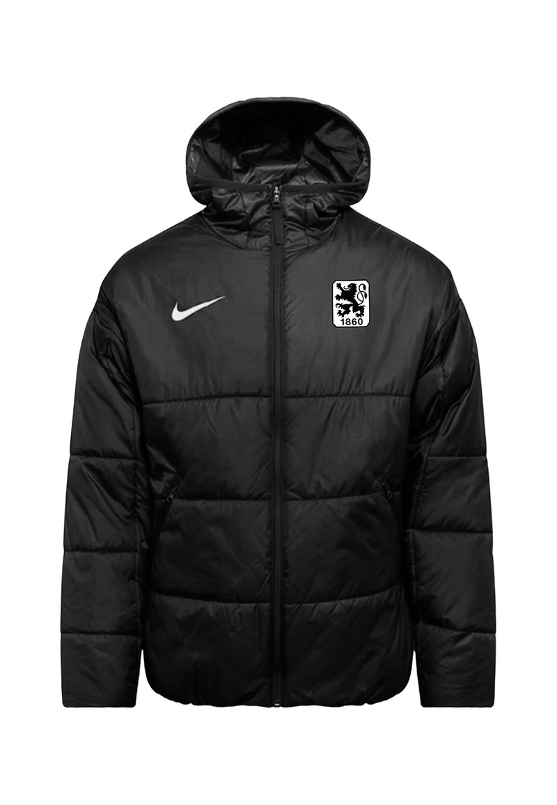 Zwarte pufferjack met capuchon, ritssluiting en elastische manchetten. Voorzien van een wit Nike-logo en een wit teamembleem op de borst.