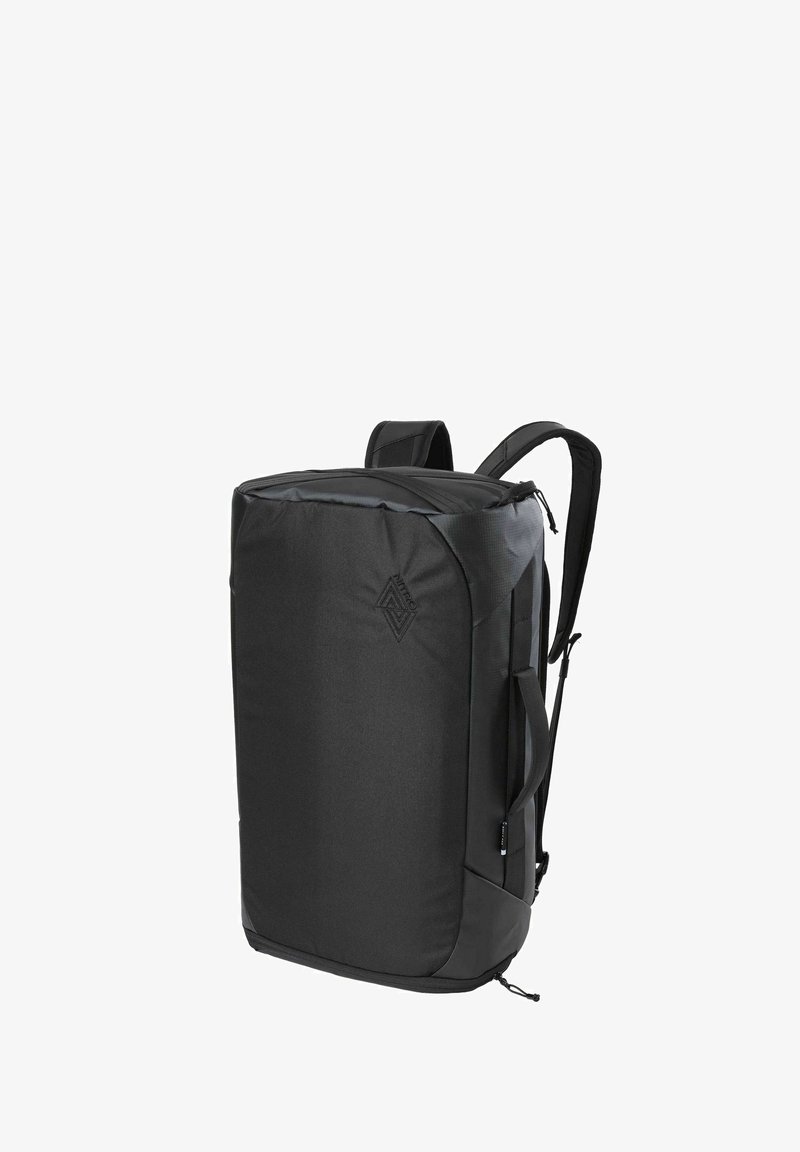 Sac à dos rectangulaire noir avec bretelles rembourrées, poignée latérale et fermeture éclair supérieure, présenté sous un léger angle sur un fond blanc.