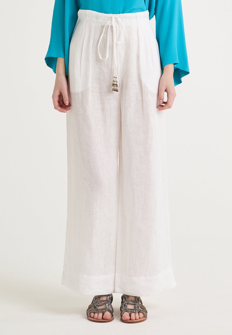 Maliparmi SUMMER - Pantalon classique - white