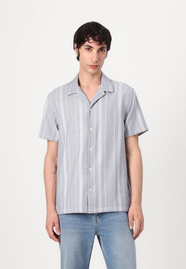 TEXTURED CAMP SHIRT - Shirt