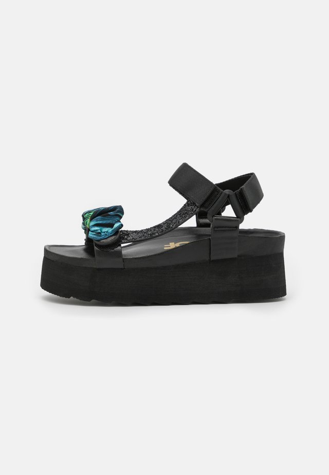 BES WITH FOULARD ACCESSORY - Sandalen met plateauzool - black