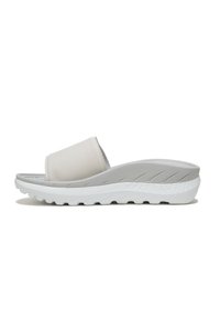 Non sélectionné, white & vapor faux leather